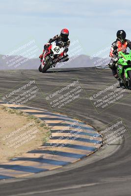 media/Nov-16-2025-Race Pace (Sun) [[8c5fa54630]]/Verified Riders/1-Turns 9 and 10 (925am)/